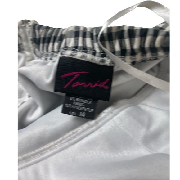 Torrid Sundress Sleeveless Black & White Size 14 - Picture 2 of 7